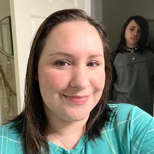 Meet your Posher, Carli